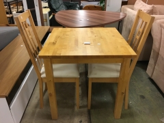 Matbord + 2st stolar